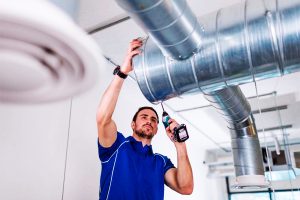Монтаж систем вентиляции в квартирах, домах и других помещениях